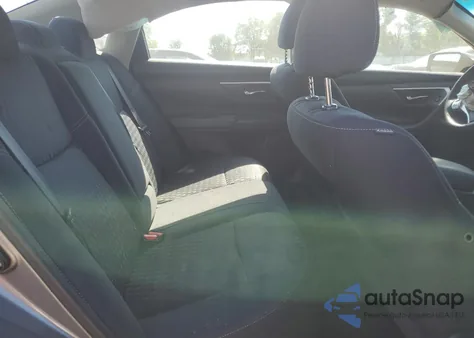 2018 Nissan Altima 2.5 из США, поврежденный, VIN 1N4AL3AP2JC119747